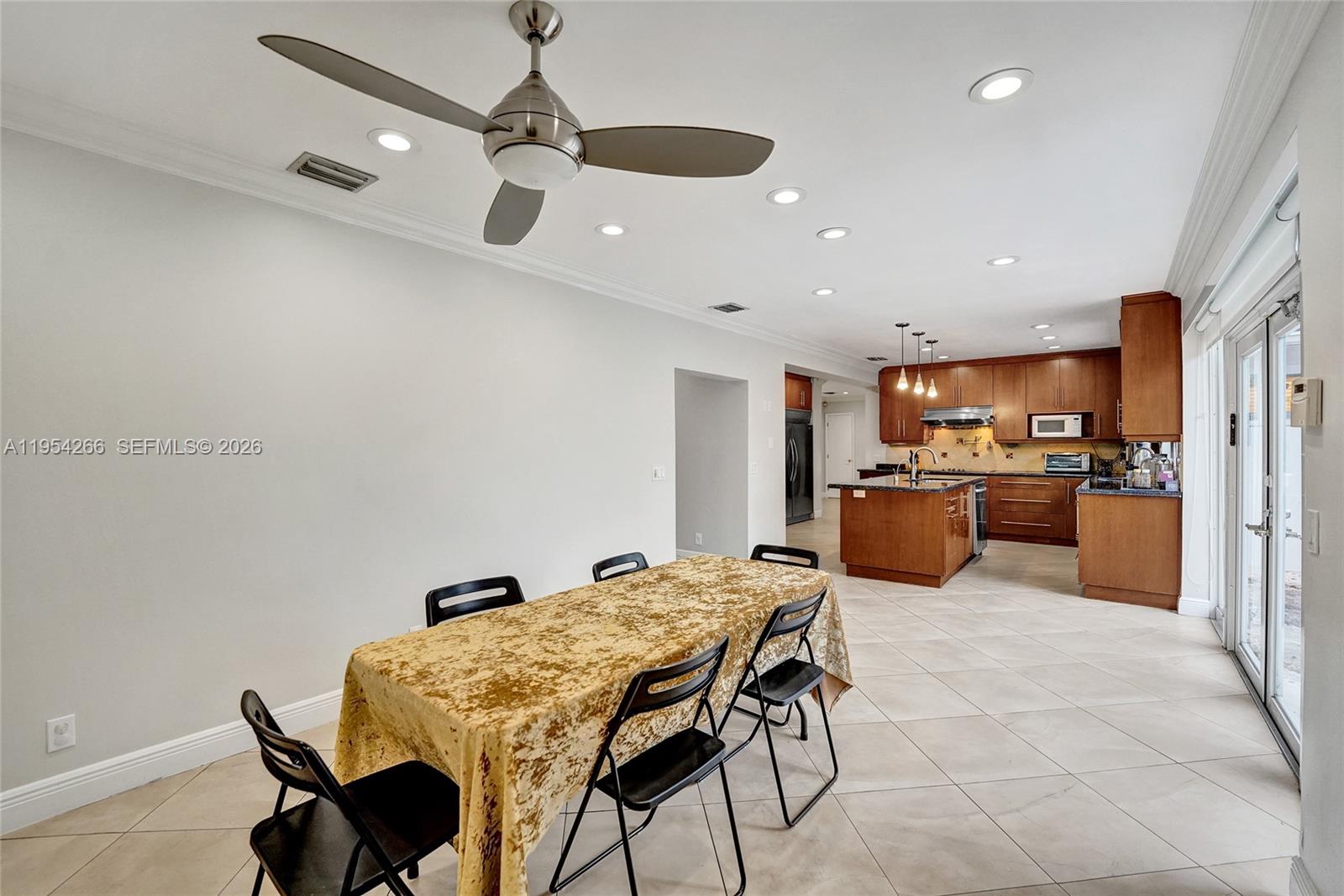 EMERALD HILLS - Residential