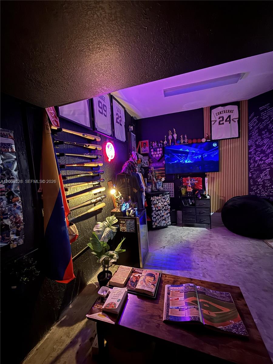 SILVER PALM RESIDENTIAL H - Residential