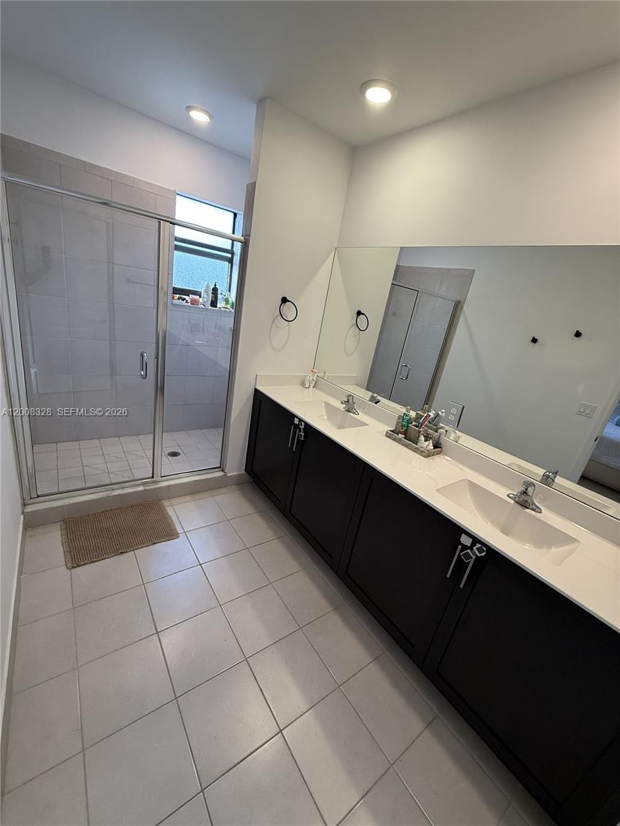 SILVER PALM RESIDENTIAL H - Residential