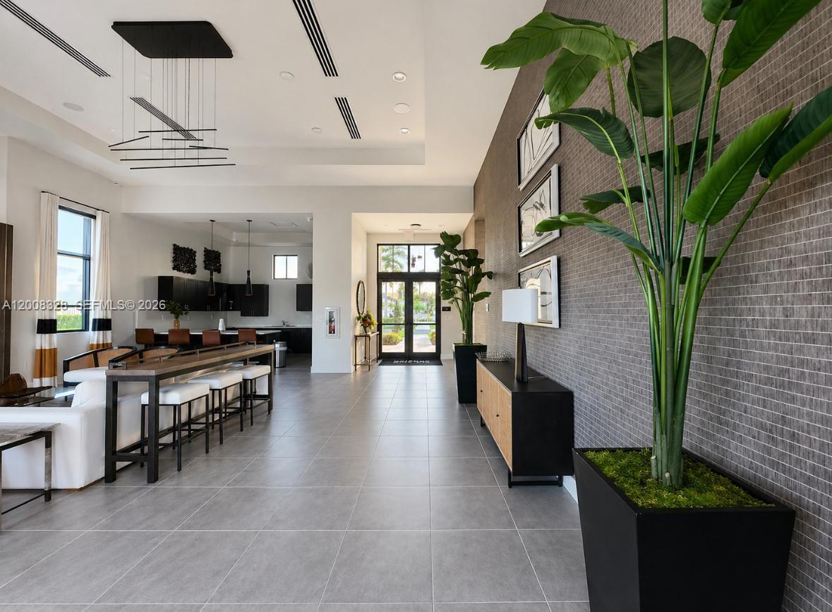 SILVER PALM RESIDENTIAL H - Residential