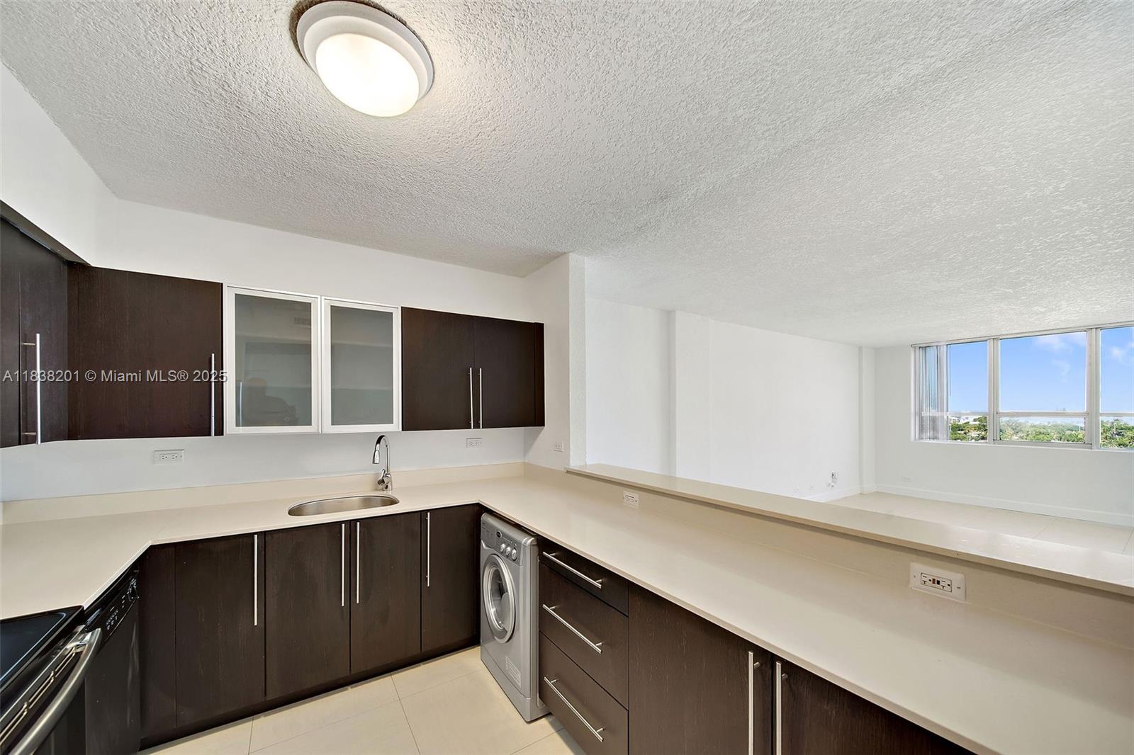 1500 Bay Rd S-1170