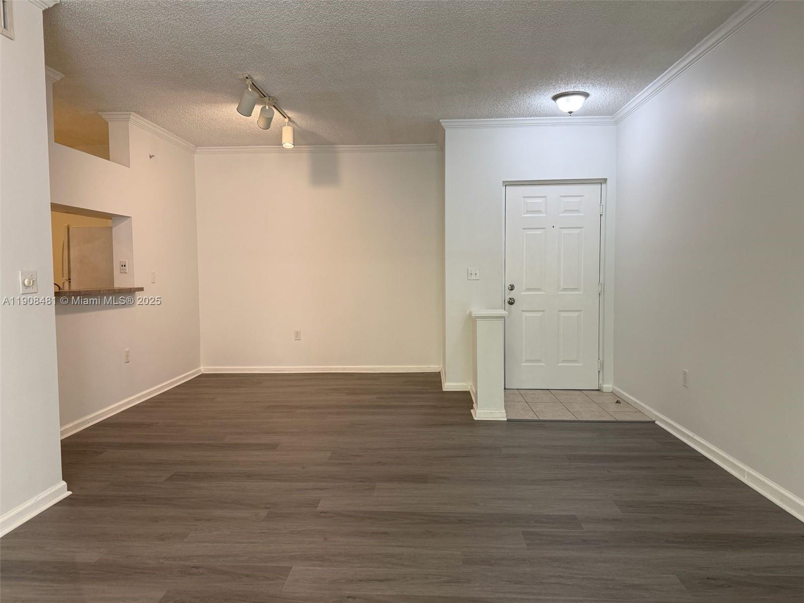 PORTO BELLAGIO CONDO - Residential Lease