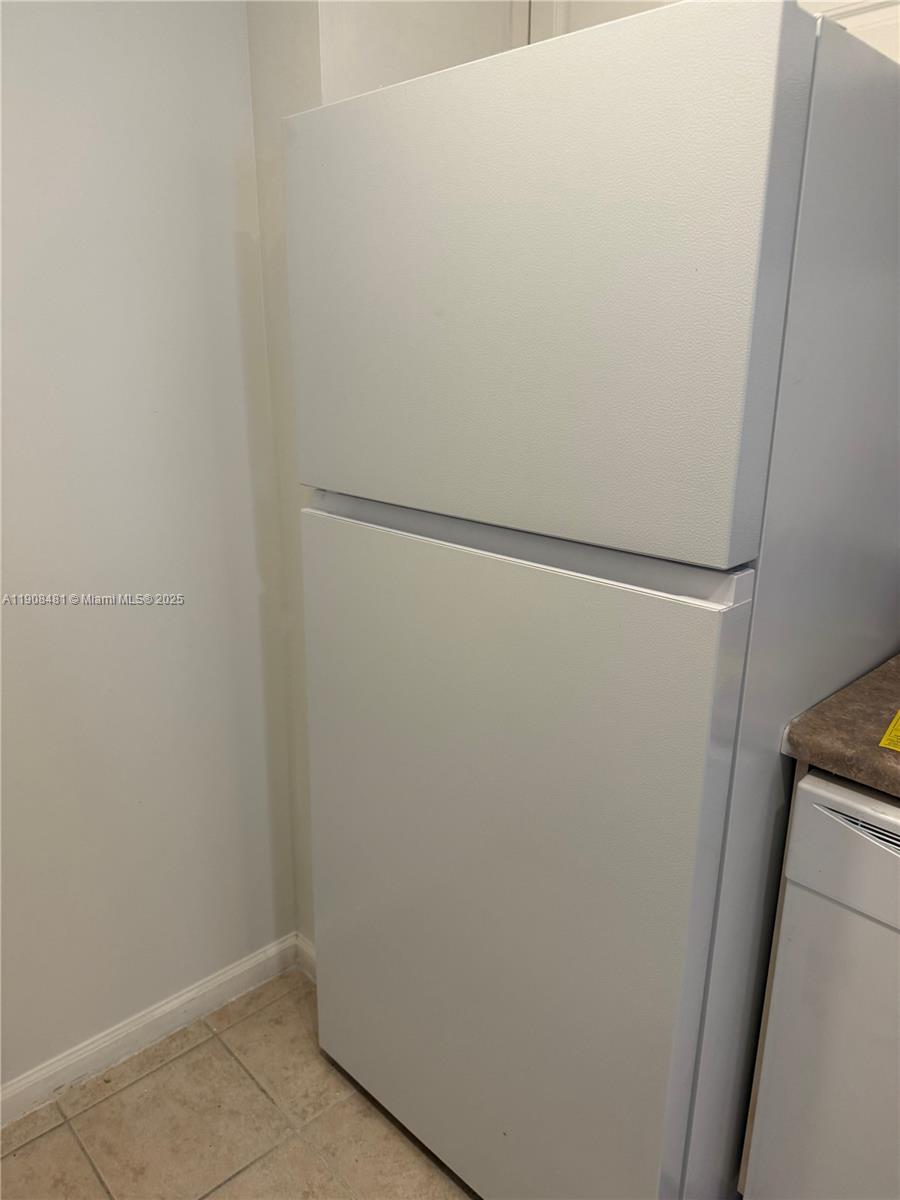 PORTO BELLAGIO CONDO - Residential Lease