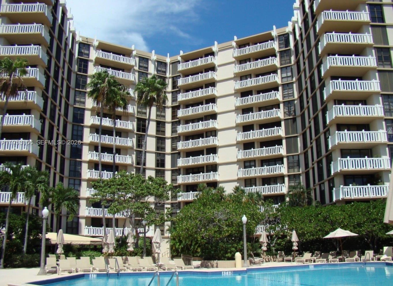 TOWERS OF KEY BISCAYNE CO - Residential Lease