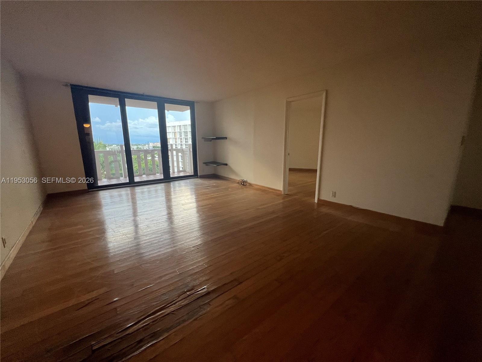 TOWERS OF KEY BISCAYNE CO - Residential Lease