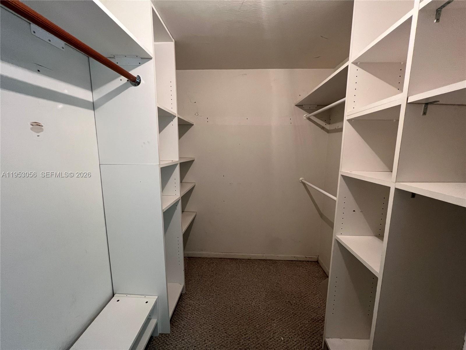 TOWERS OF KEY BISCAYNE CO - Residential Lease