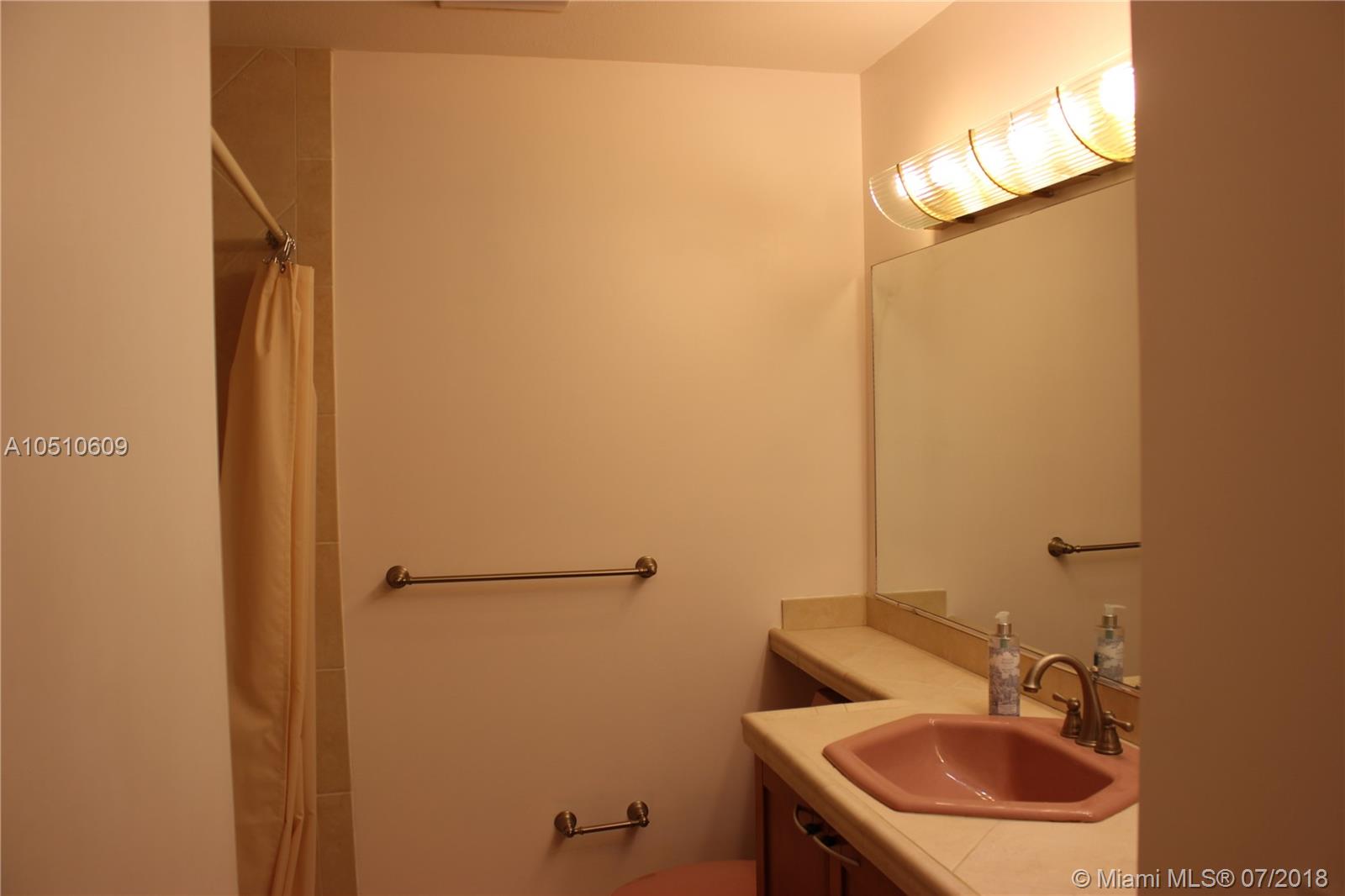 PINEWOOD ESTS 3RD ADDN - Residential Lease