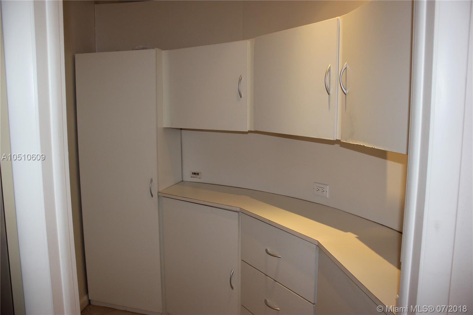 PINEWOOD ESTS 3RD ADDN - Residential Lease