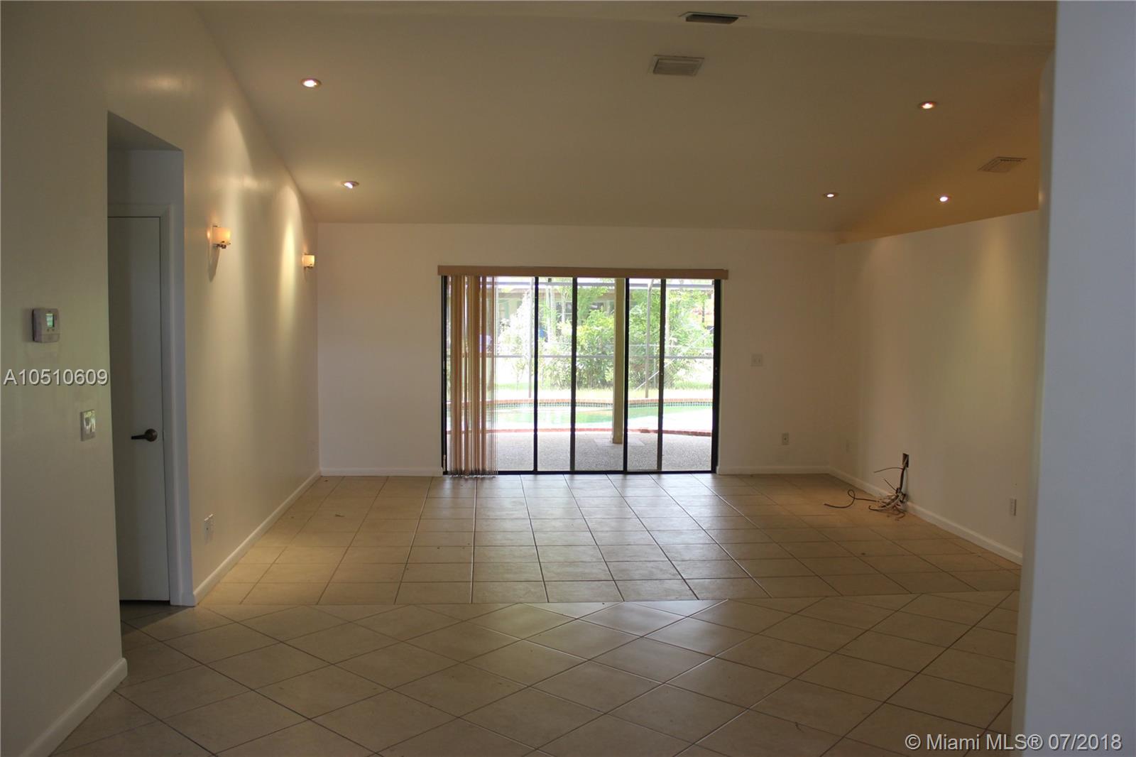 PINEWOOD ESTS 3RD ADDN - Residential Lease