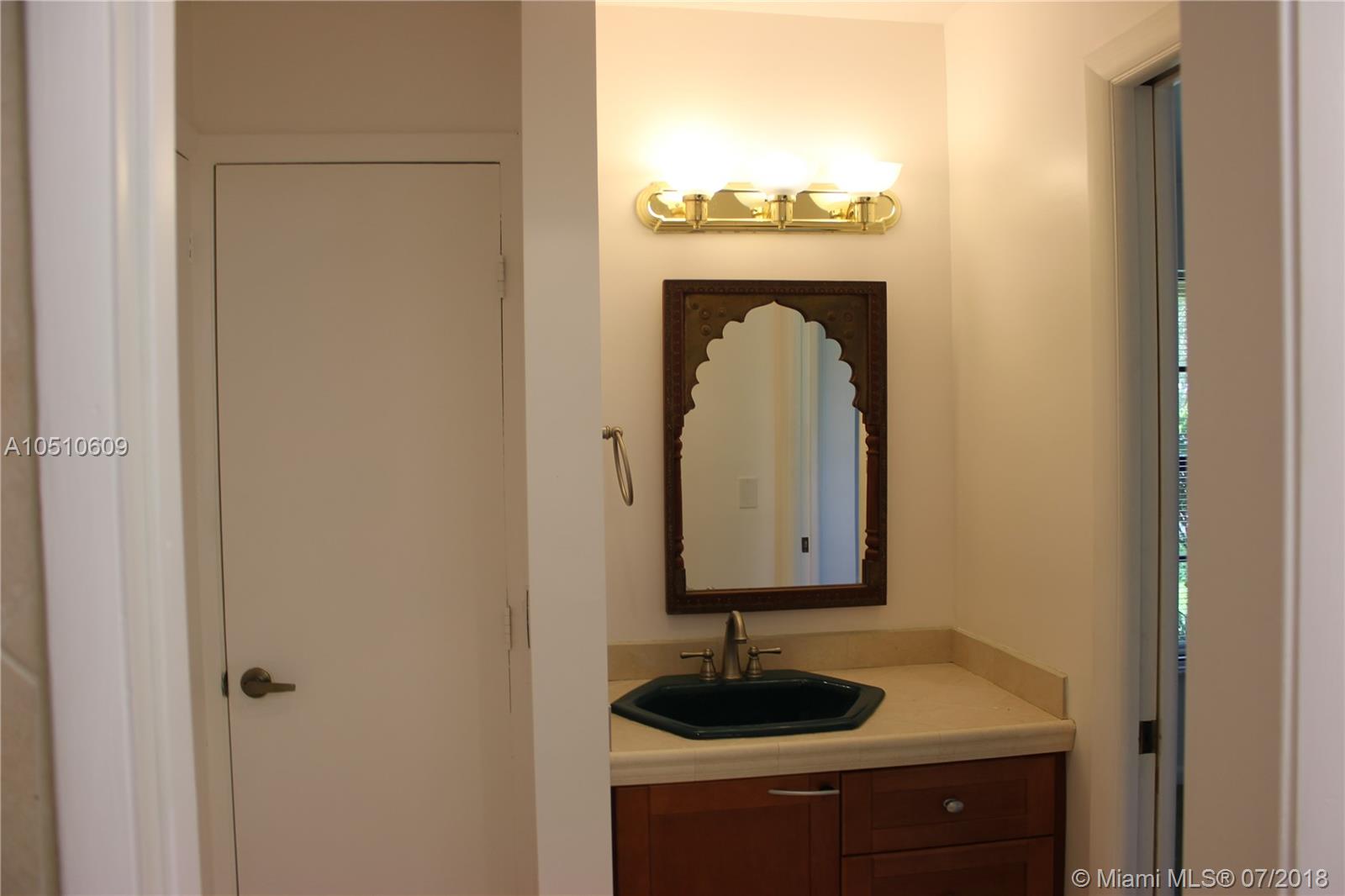 PINEWOOD ESTS 3RD ADDN - Residential Lease