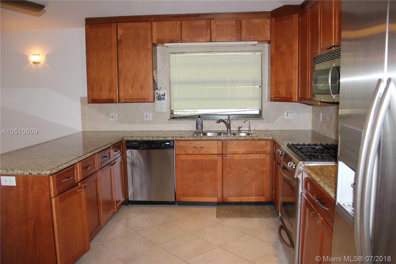 PINEWOOD ESTS 3RD ADDN - Residential Lease