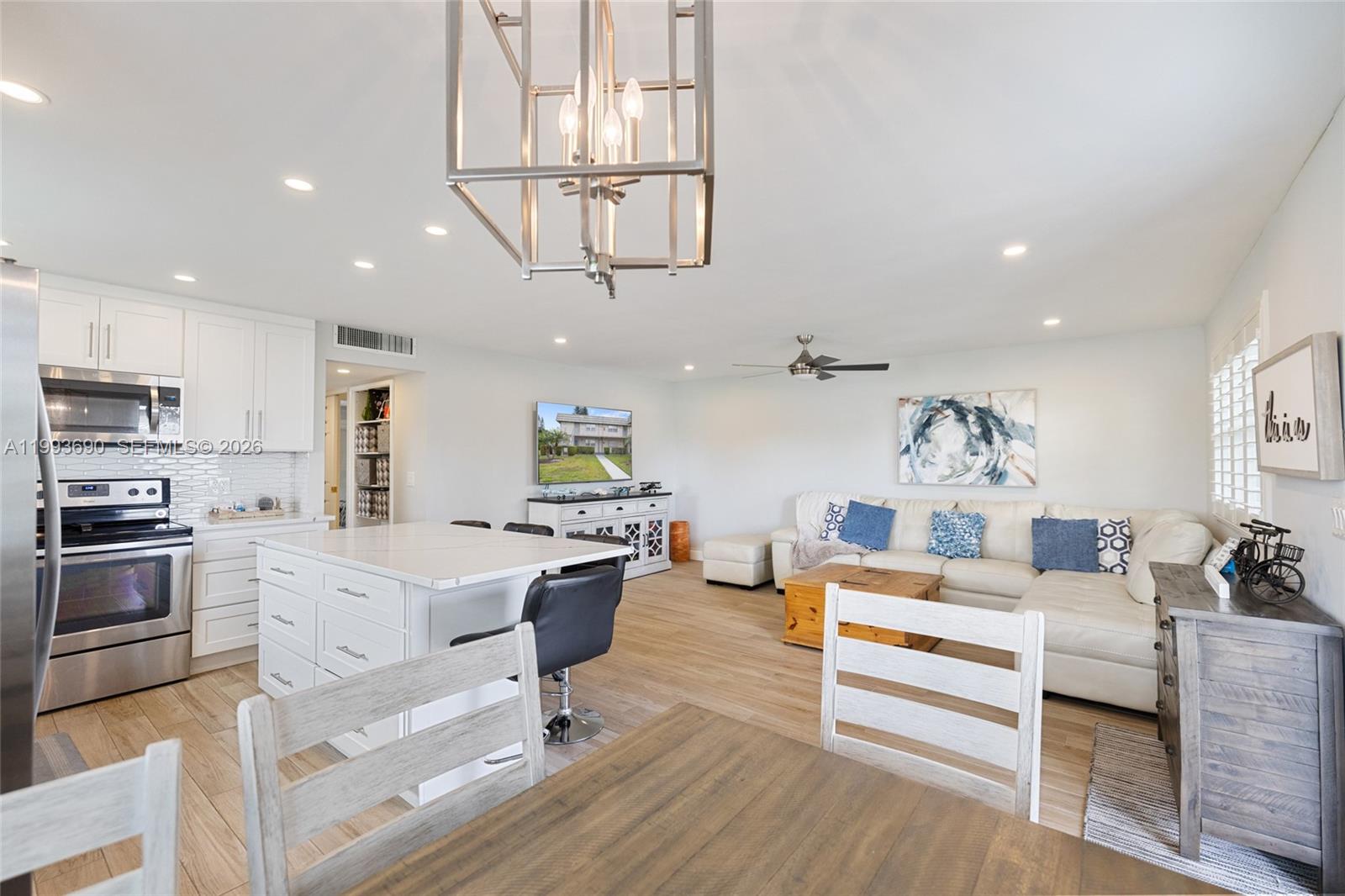 KINGS POINT MONACO CONDOS - Residential