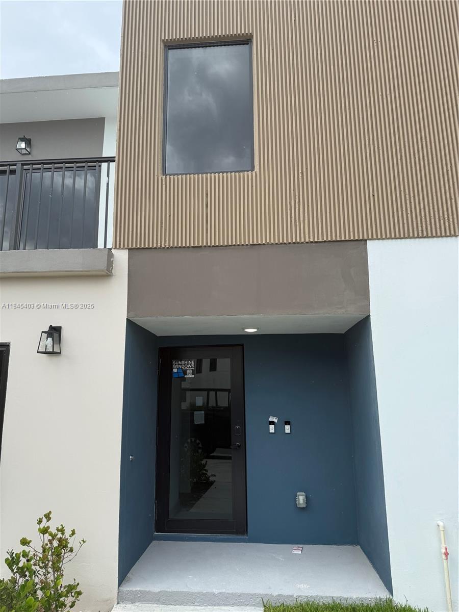 Beautiful brand new townhome with spacious open layout living room and kitchen. Laundry room inside home and spacious master bedroom with his and hers closet and vanity. Home also includes 2 car garage. Home is priced for a long term tenant. No hoa approval needed move in today!