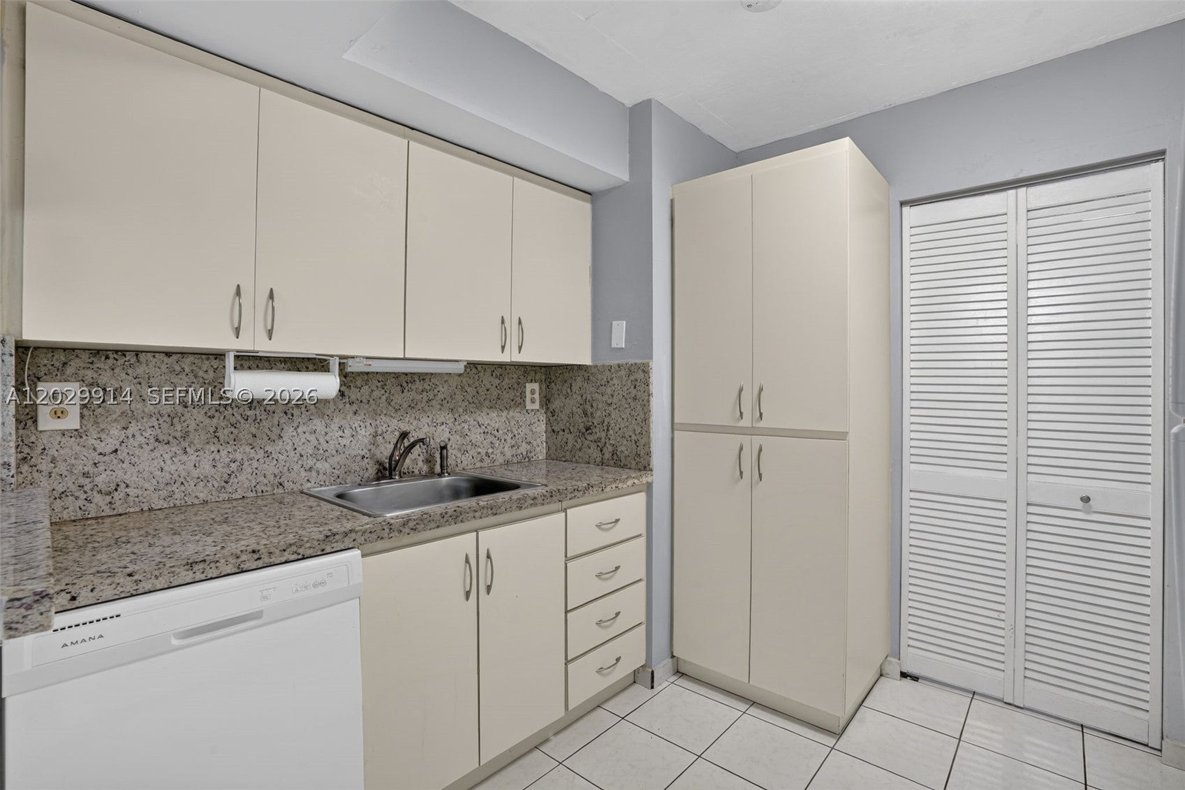 11780 SW 18th St 428-2