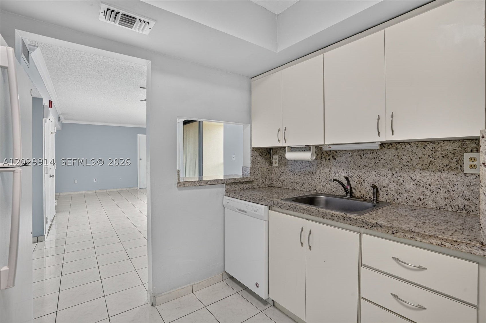 11780 SW 18th St 428-2