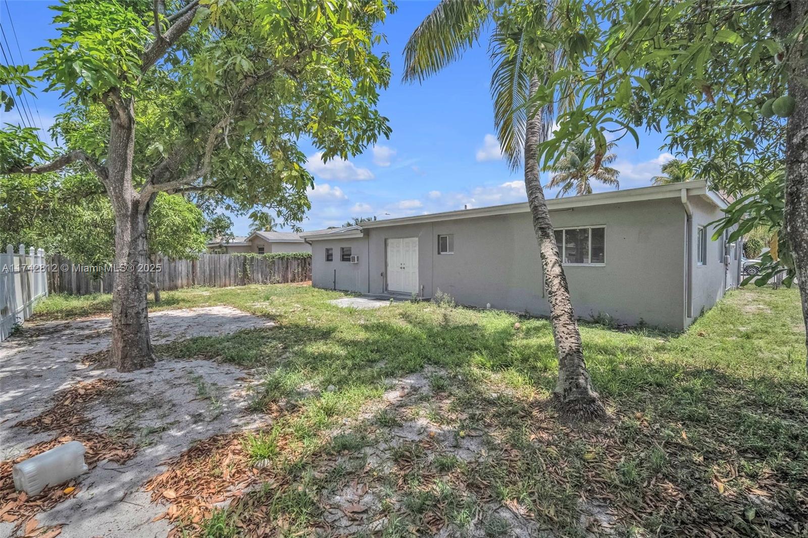 KENDALL GREEN SEC - Residential