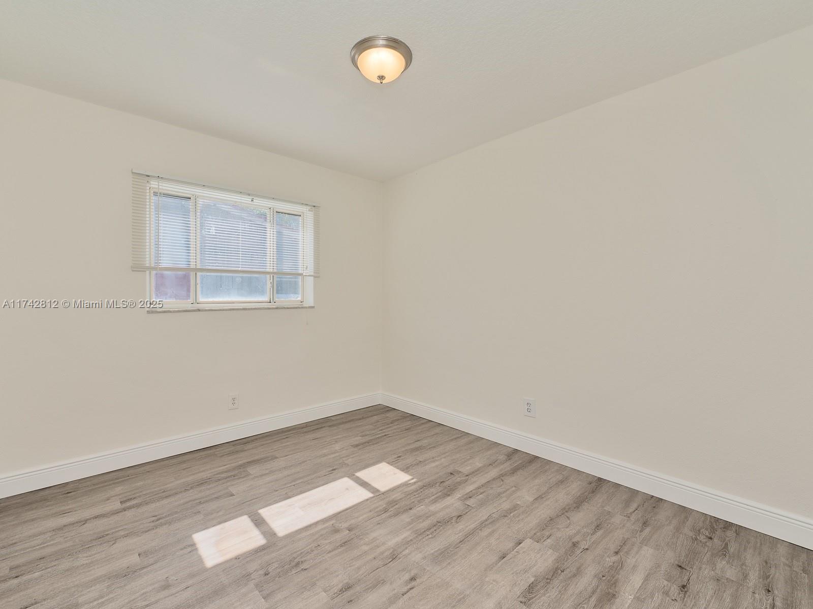 KENDALL GREEN SEC - Residential