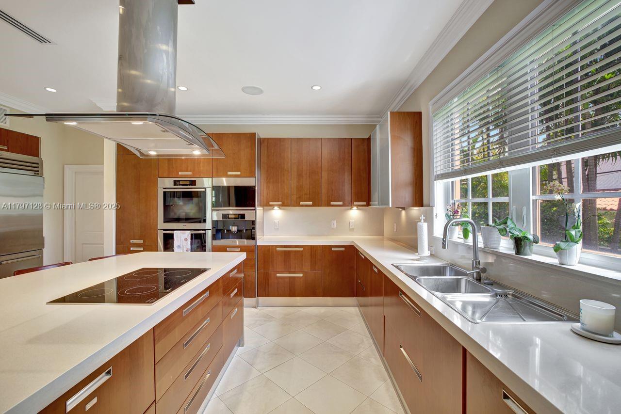 BISCAYNE KEY ESTATES - Residential Lease