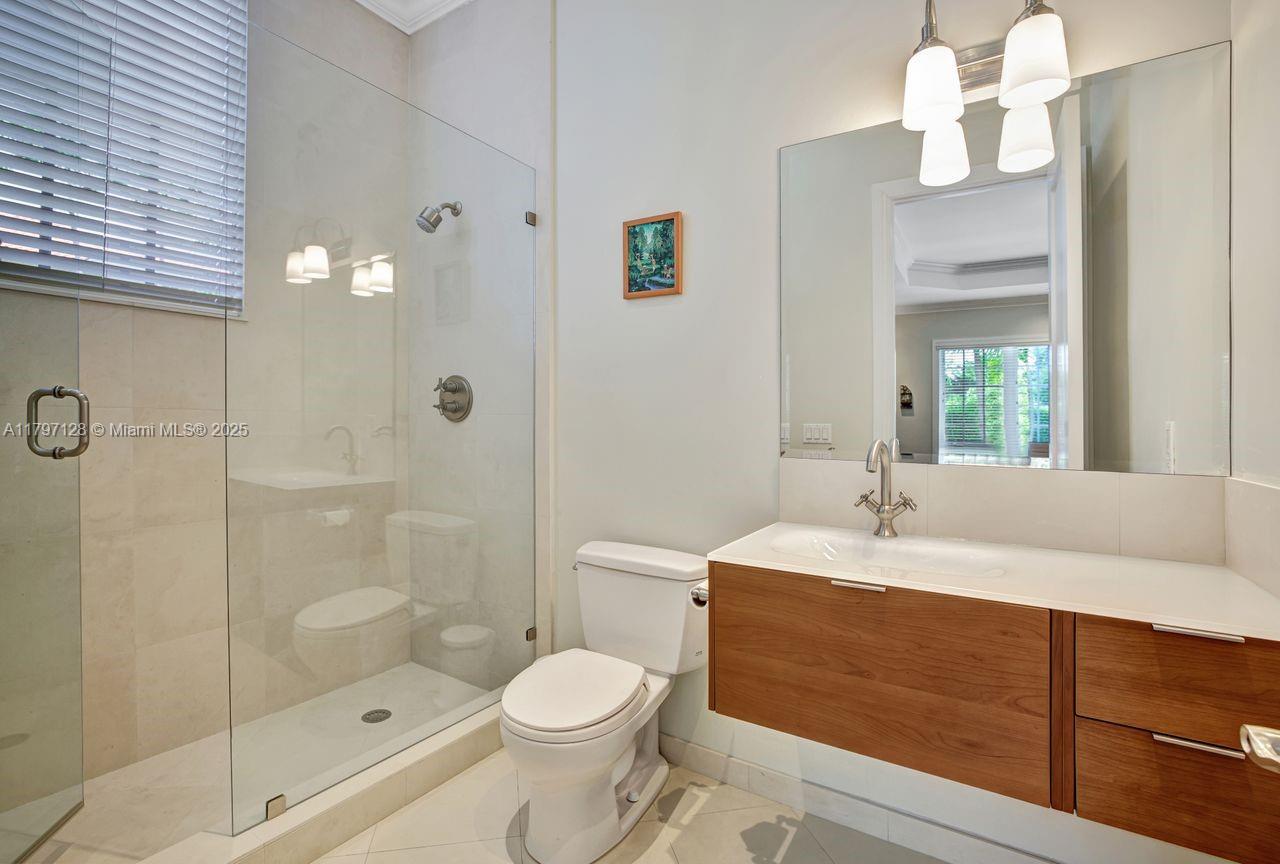 BISCAYNE KEY ESTATES - Residential Lease