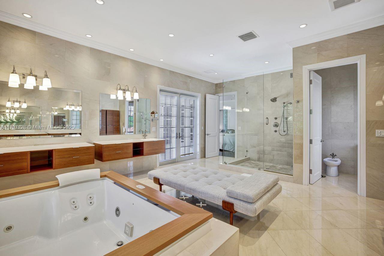 BISCAYNE KEY ESTATES - Residential Lease