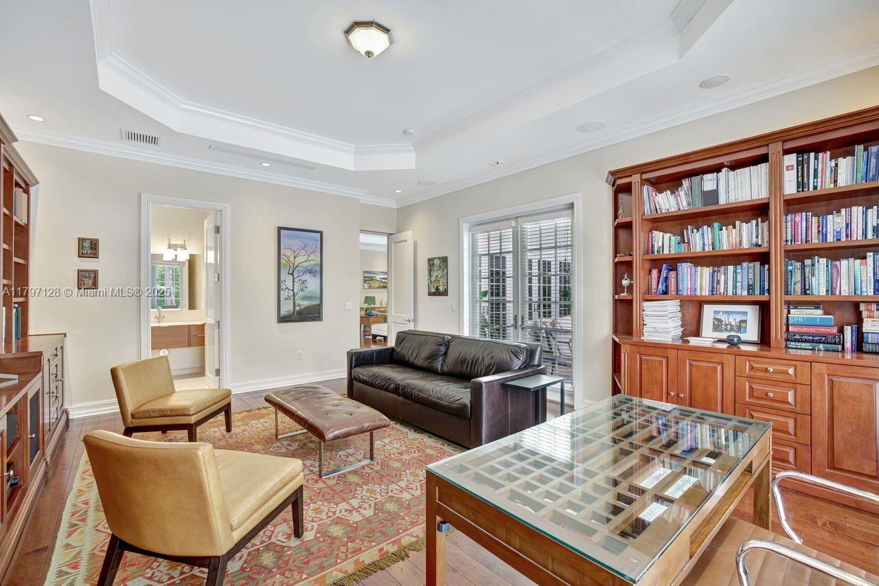BISCAYNE KEY ESTATES - Residential Lease