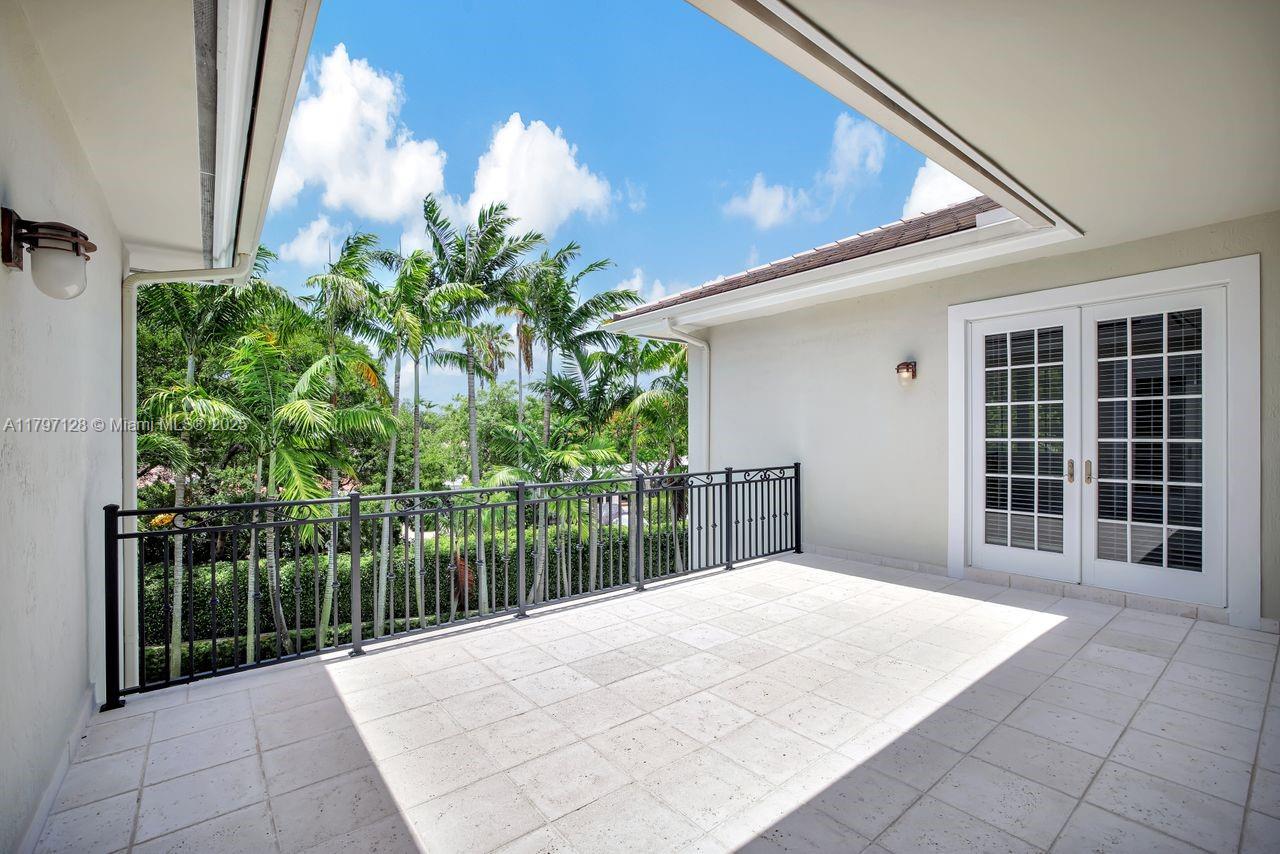 BISCAYNE KEY ESTATES - Residential Lease