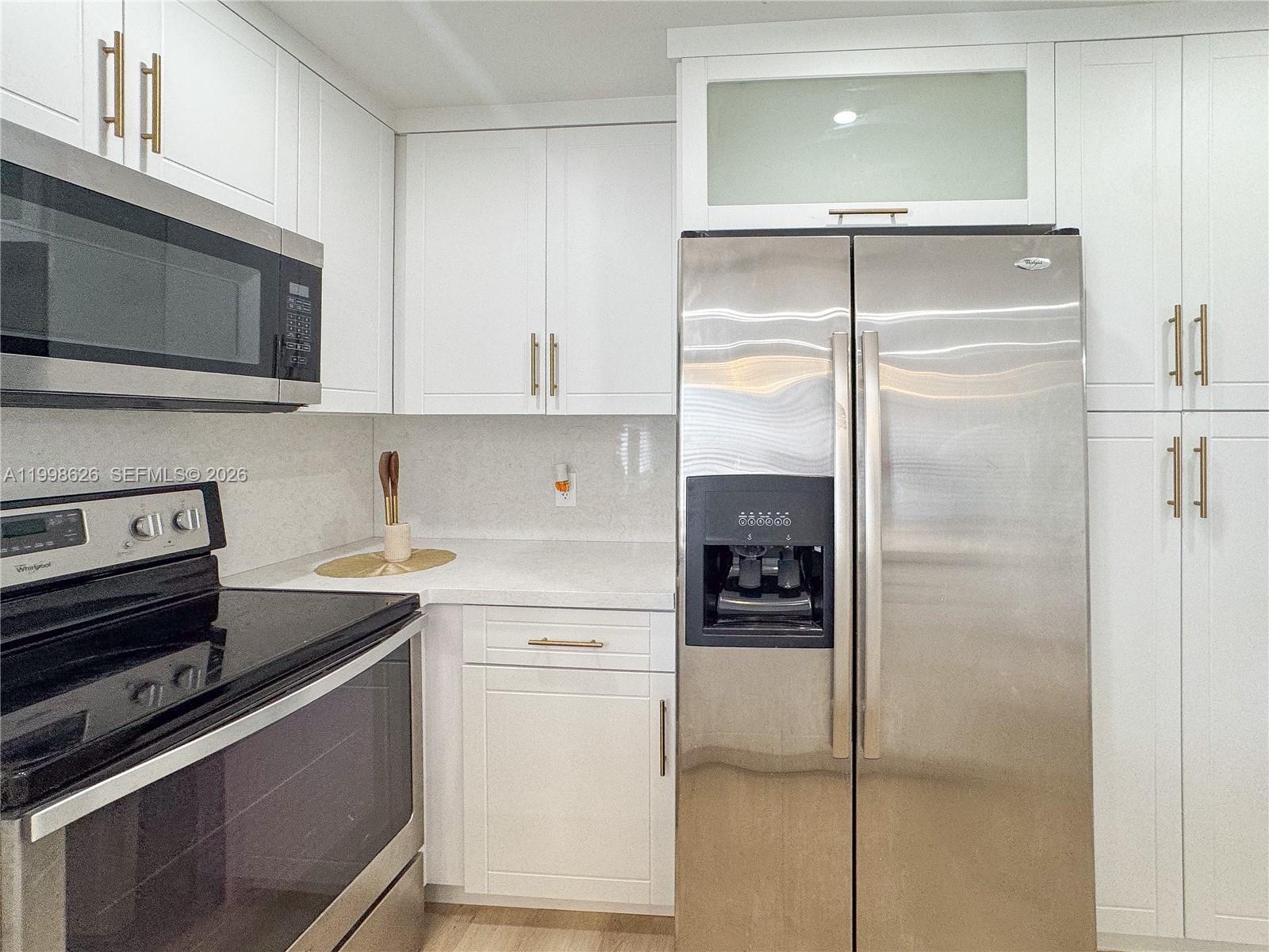 HOME OWNERS PARADISE - Residential