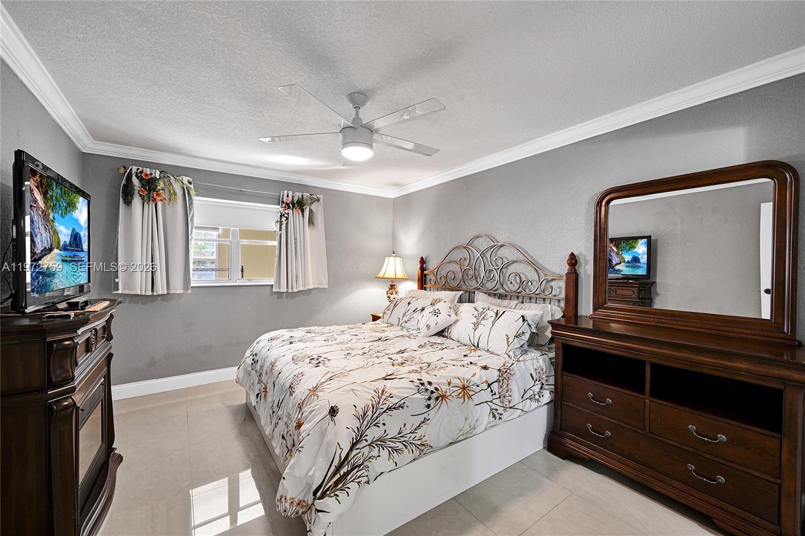 KINGS POINT FLANDERS COND - Residential