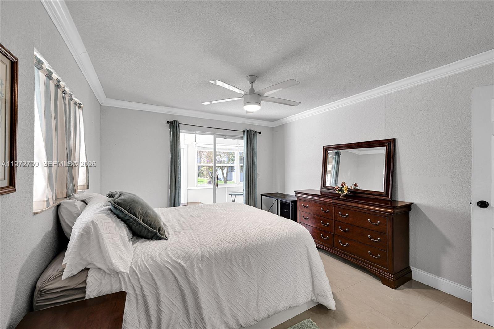 KINGS POINT FLANDERS COND - Residential