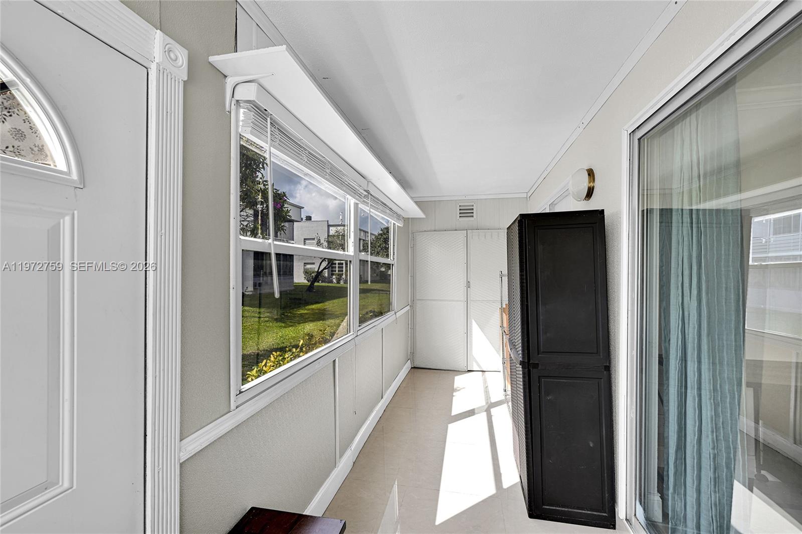 KINGS POINT FLANDERS COND - Residential