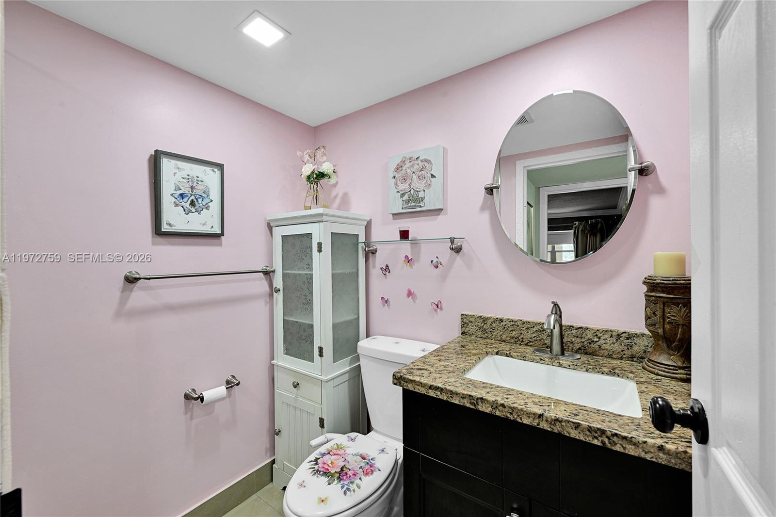 KINGS POINT FLANDERS COND - Residential