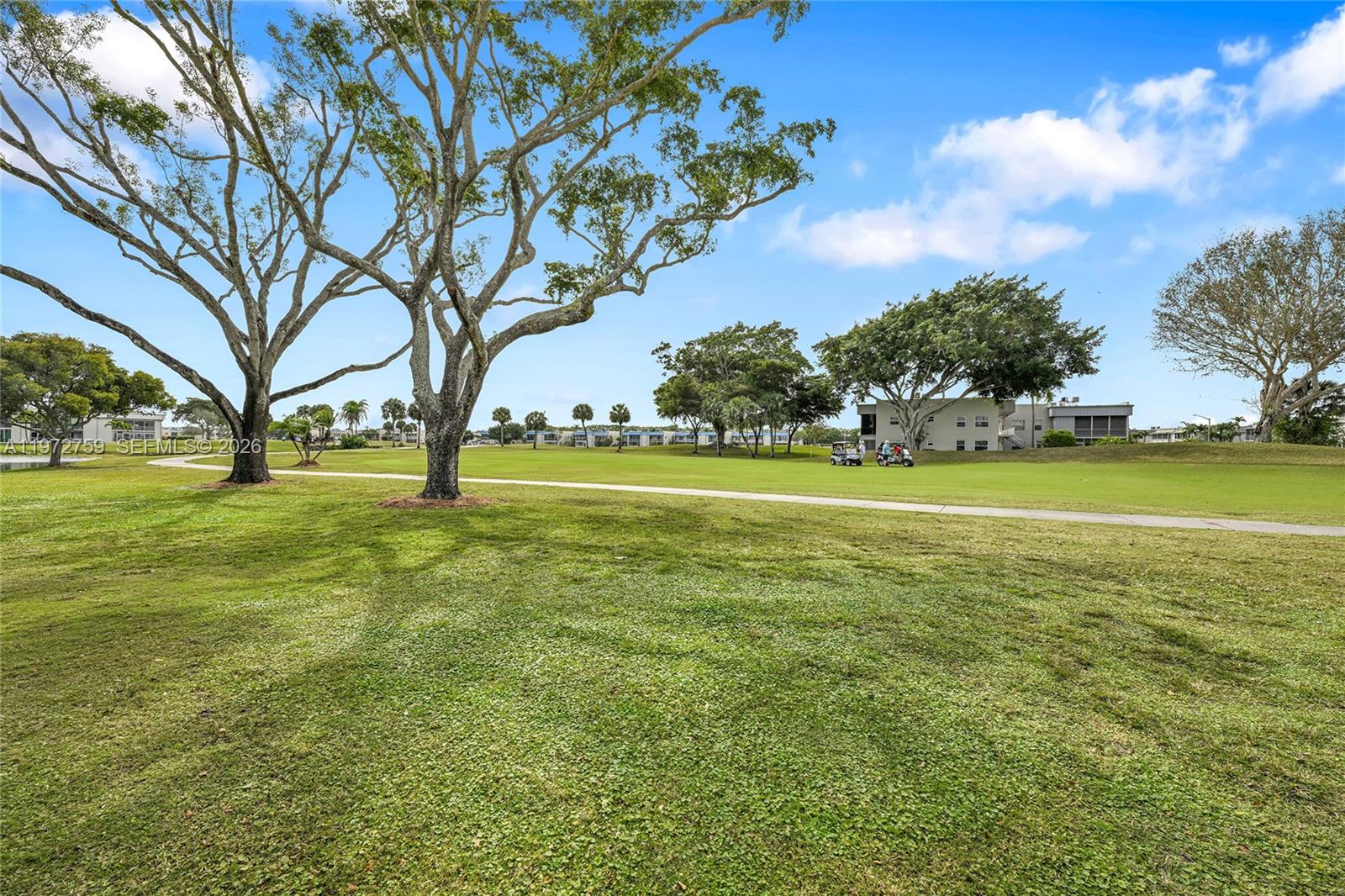 KINGS POINT FLANDERS COND - Residential