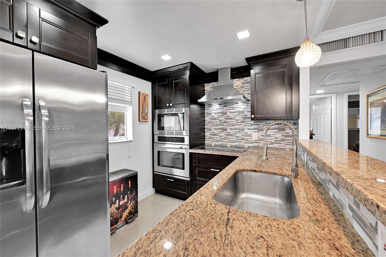 KINGS POINT FLANDERS COND - Residential