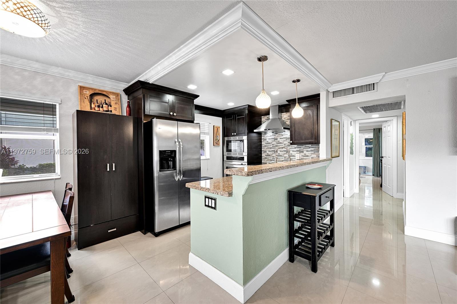 KINGS POINT FLANDERS COND - Residential