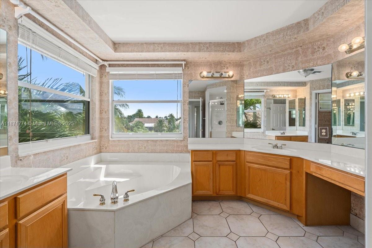 CORAL CREEK REPLAT NO 3 - Residential