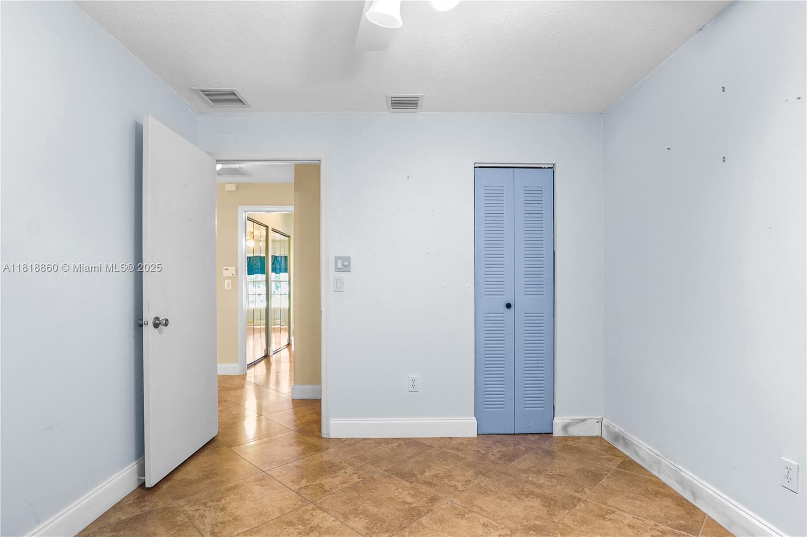 WATERCHASE WEST 1 - Residential
