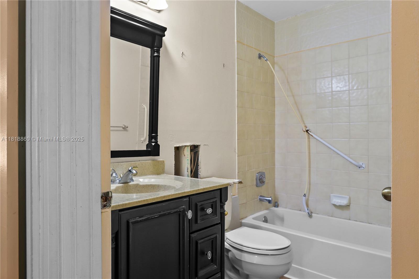 WATERCHASE WEST 1 - Residential
