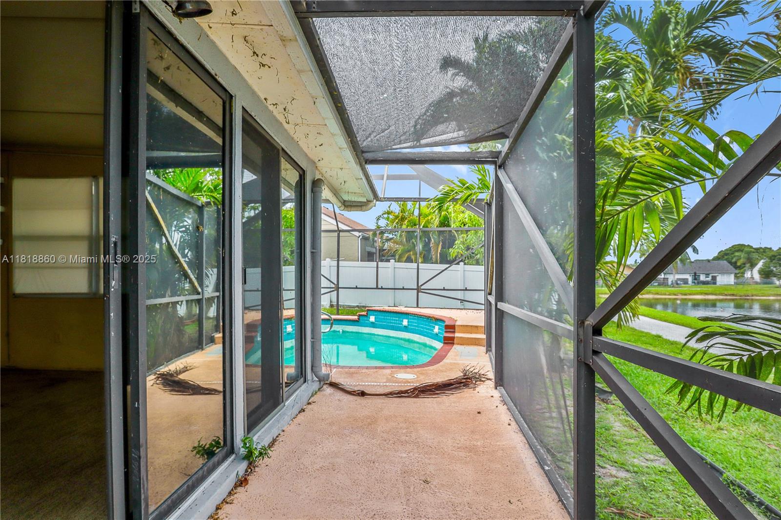 WATERCHASE WEST 1 - Residential