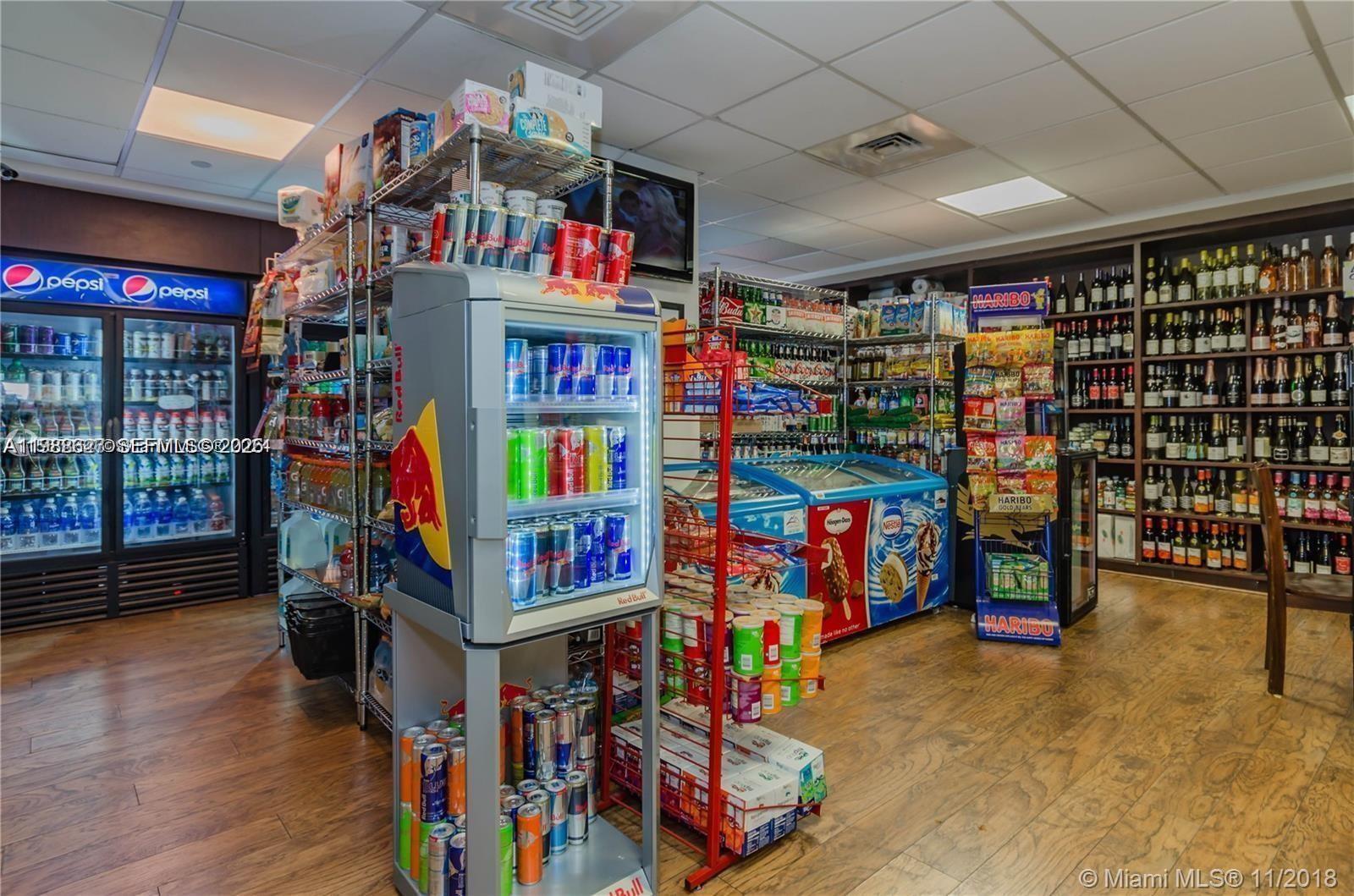 MIRADOR 1000 - Residential Lease