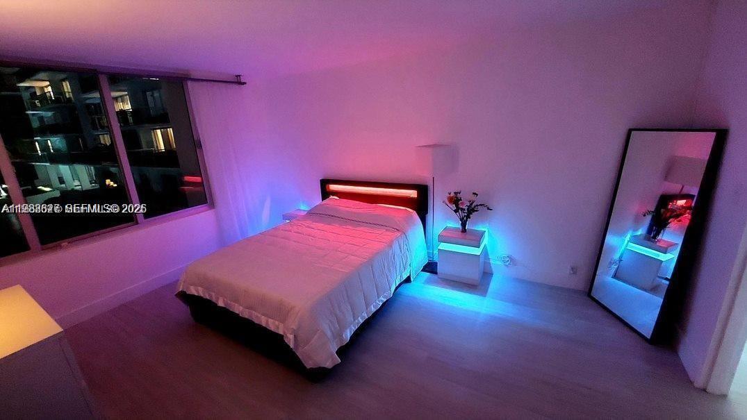 MIRADOR 1000 - Residential Lease