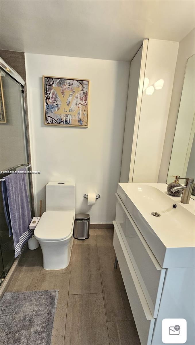 MIRADOR 1000 - Residential Lease