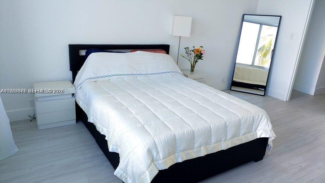 MIRADOR 1000 - Residential Lease