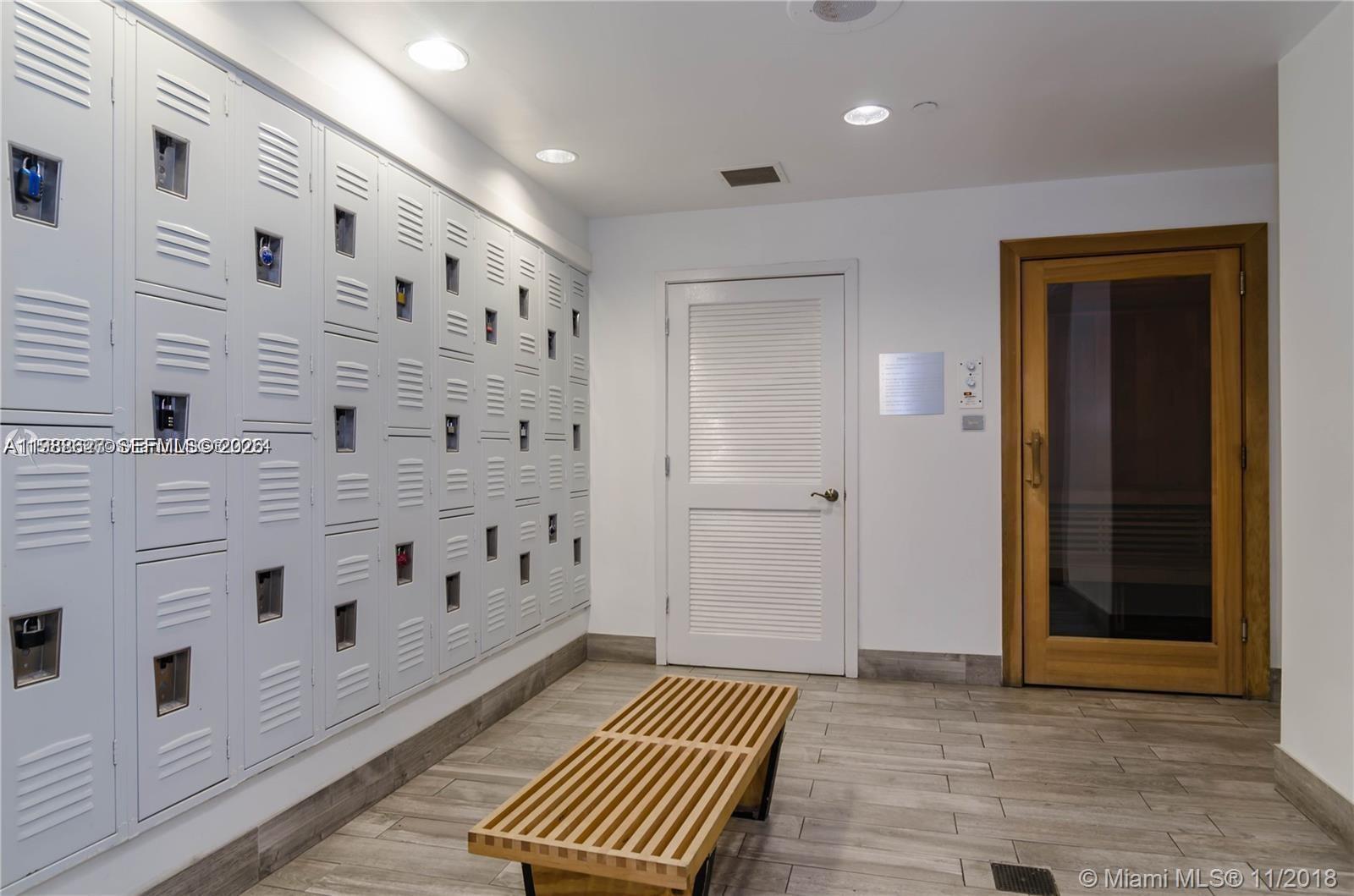 MIRADOR 1000 - Residential Lease