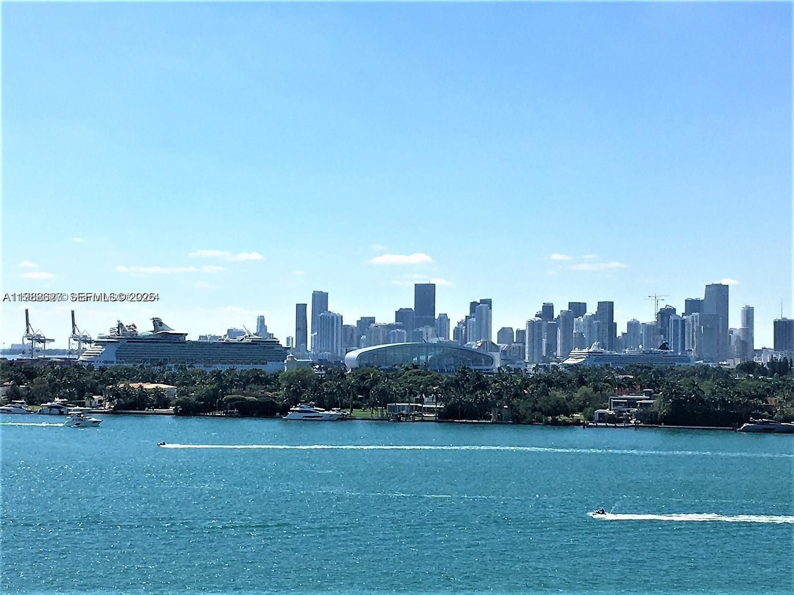 MIRADOR 1000 - Residential Lease