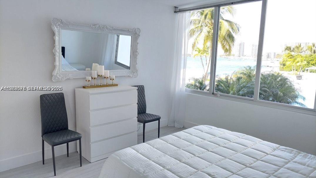 MIRADOR 1000 - Residential Lease