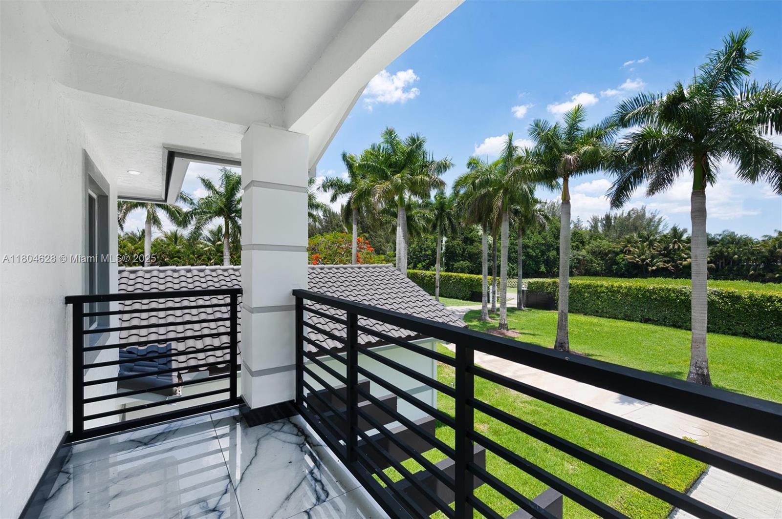 R & J MC HUGH - Residential