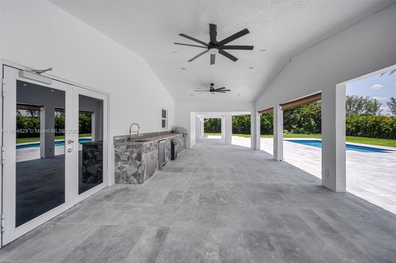 R & J MC HUGH - Residential