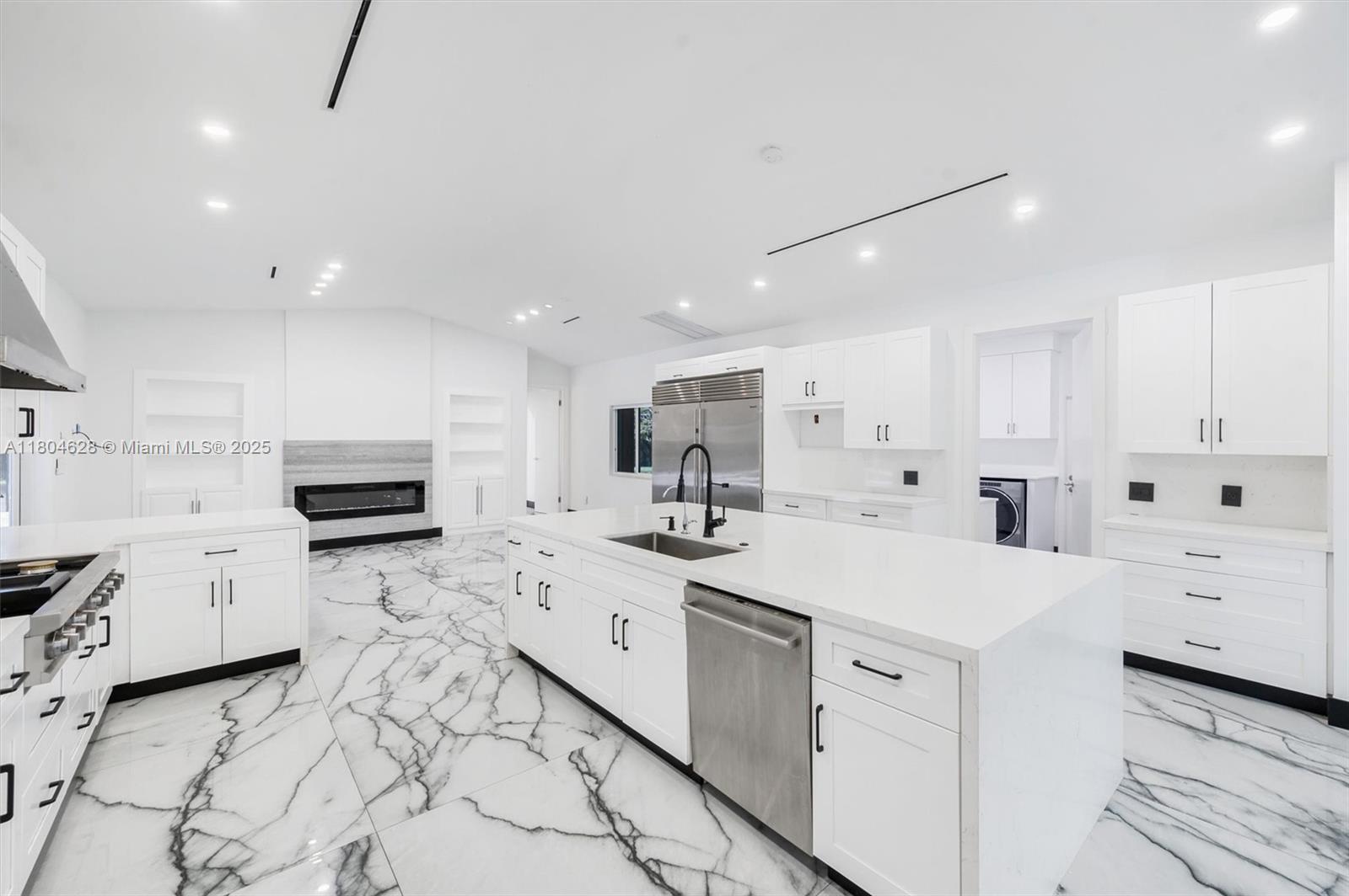 R & J MC HUGH - Residential
