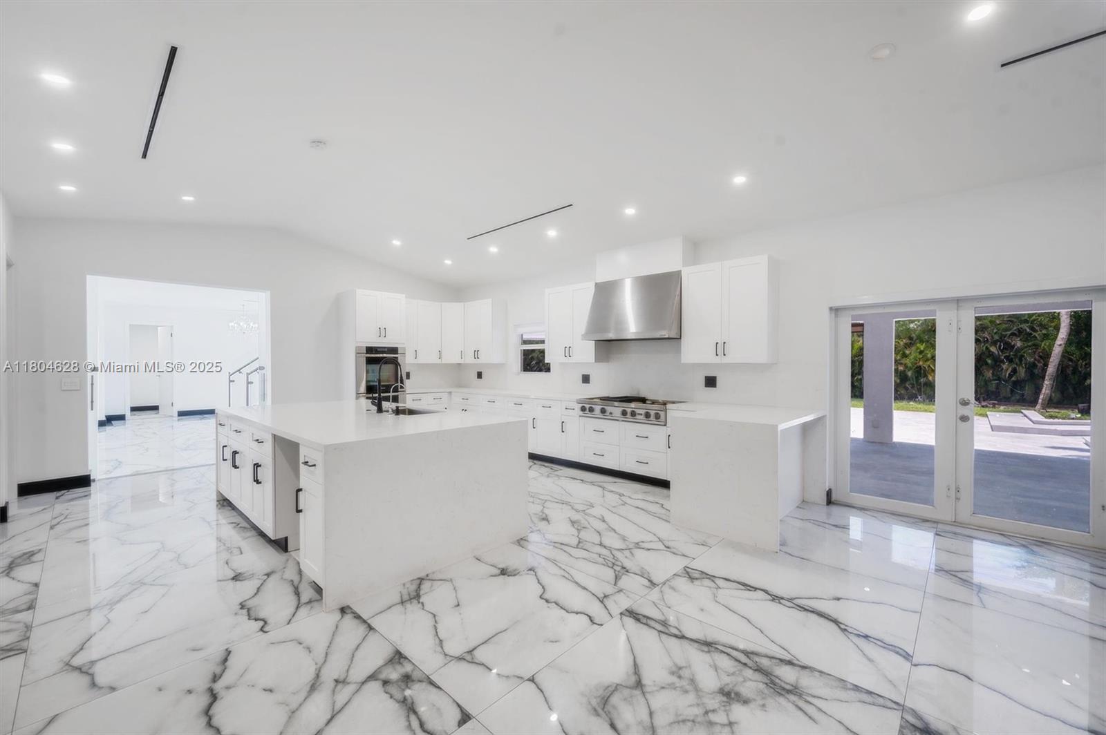 R & J MC HUGH - Residential