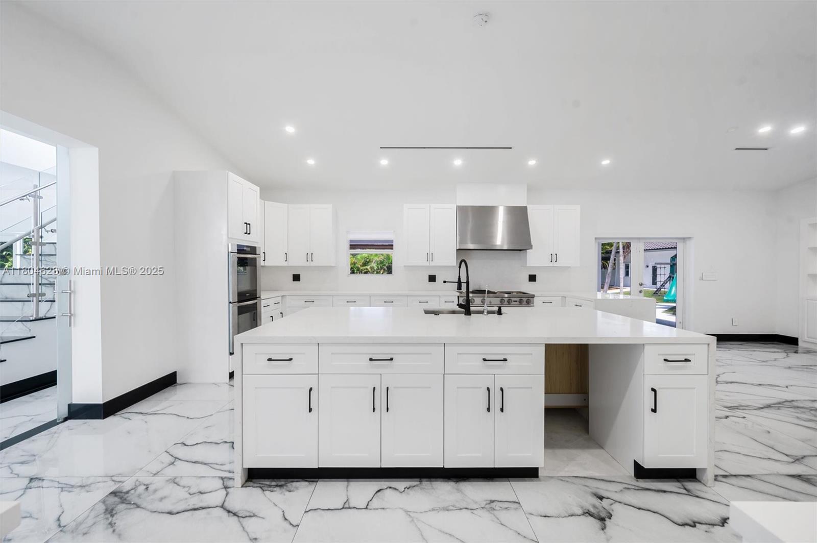 R & J MC HUGH - Residential